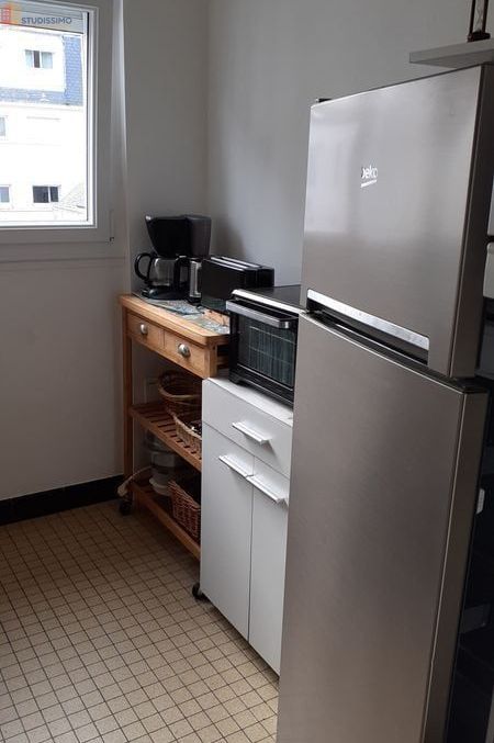 Studio meublé 40m² Concarneau centre - Lumineux, 2e étage - Photo 5