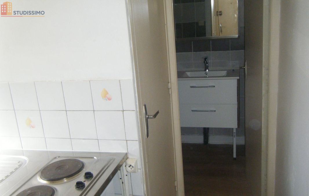 Studio 21m² Morlaix - Meublé, 1er étage - Photo 3