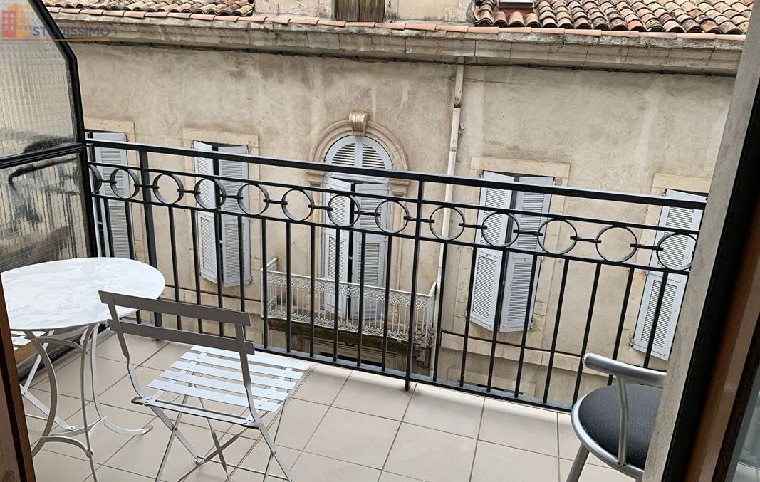 Studio meublé 15m² Nîmes centre - Calme, lumineux - Photo 2