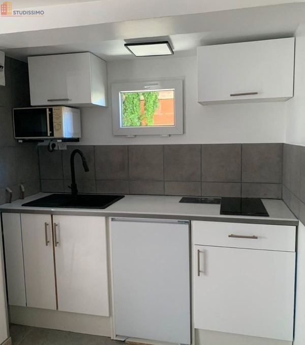 Studio meublé 15m² Nîmes 30900 - Meublé, DPE D - Photo 5