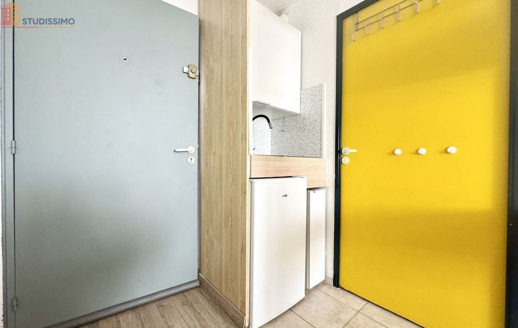 Studio meublé 18m² Nîmes 30900 - Meublé, DPE C - Photo 11