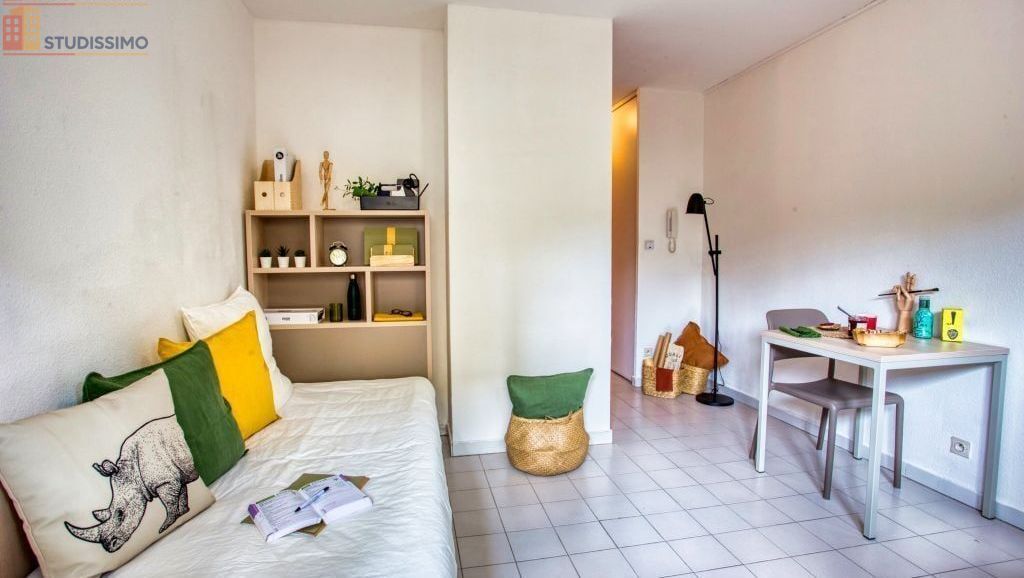 Studio meublé 18m² Nîmes centre - Meublé, courte durée - Photo 6