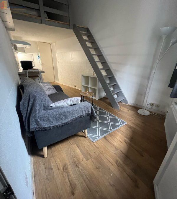 Studio 19m² Nîmes 30000 - Mezzanine, meublé - Photo 5