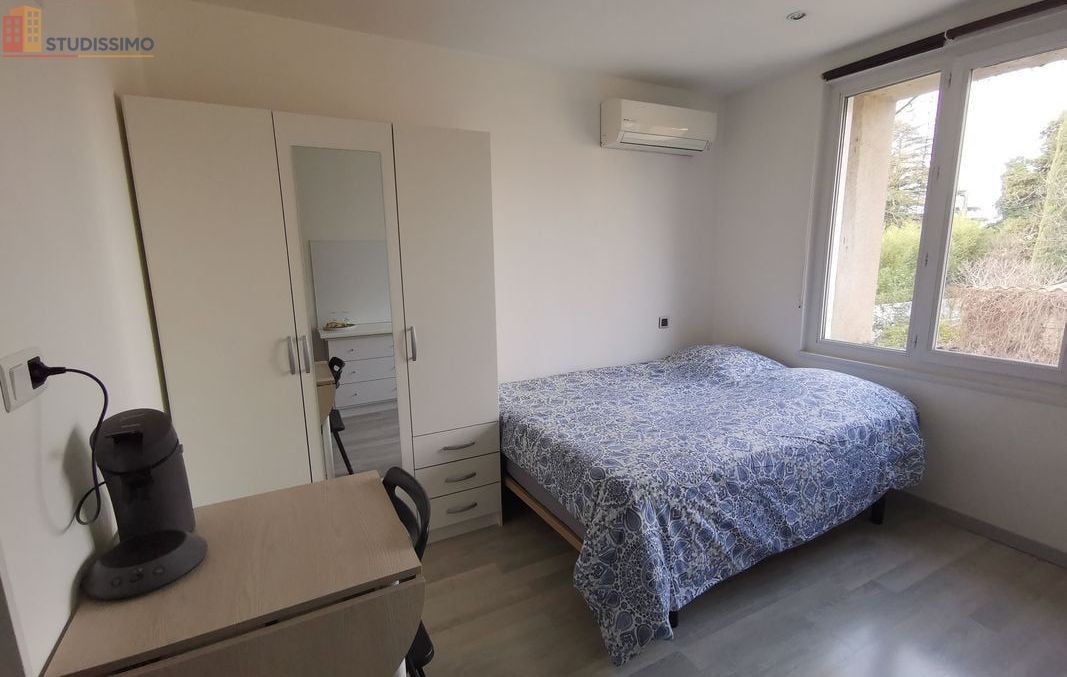 Studio à Nîmes