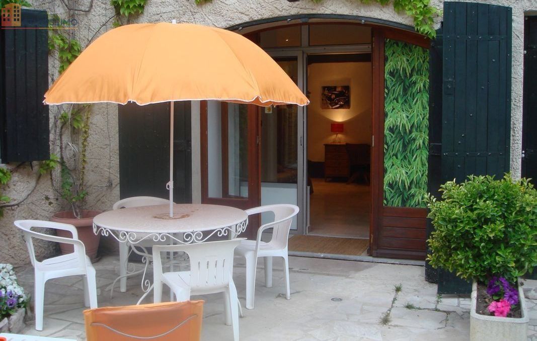 Studio meublé 33m² Nîmes 30900 - Meublé, DPE B - Photo 2