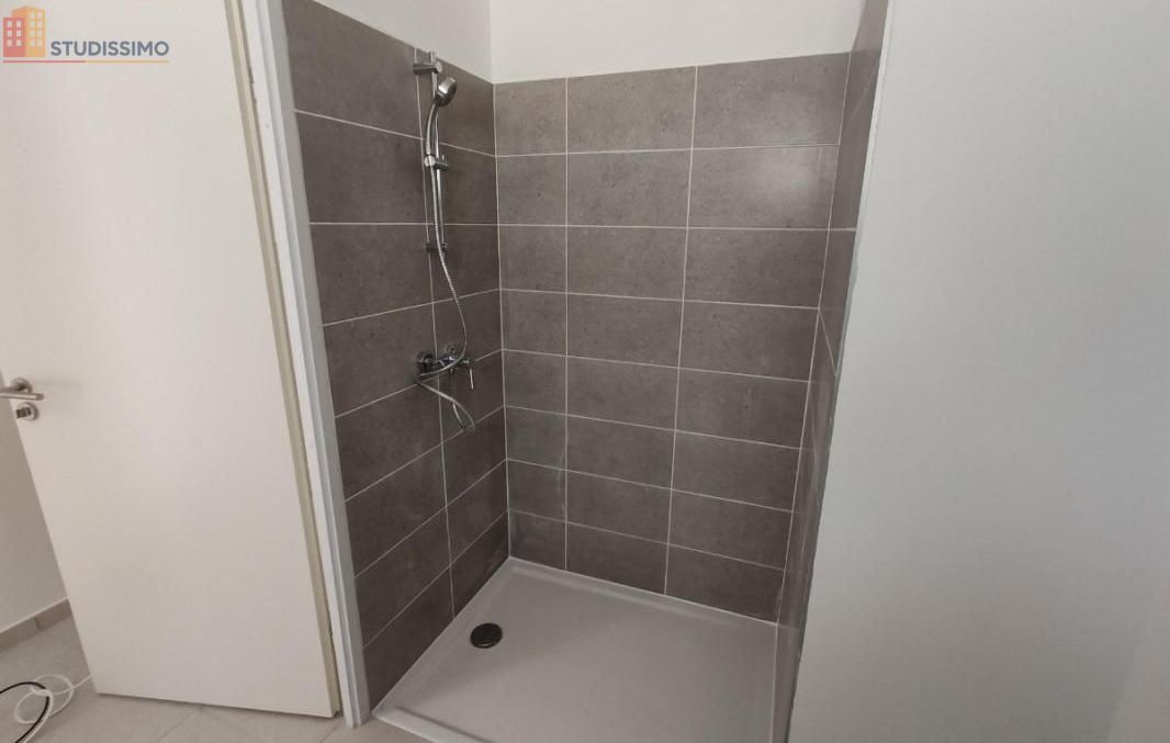 Studio 27m² Nîmes centre - DPE A - Photo 11