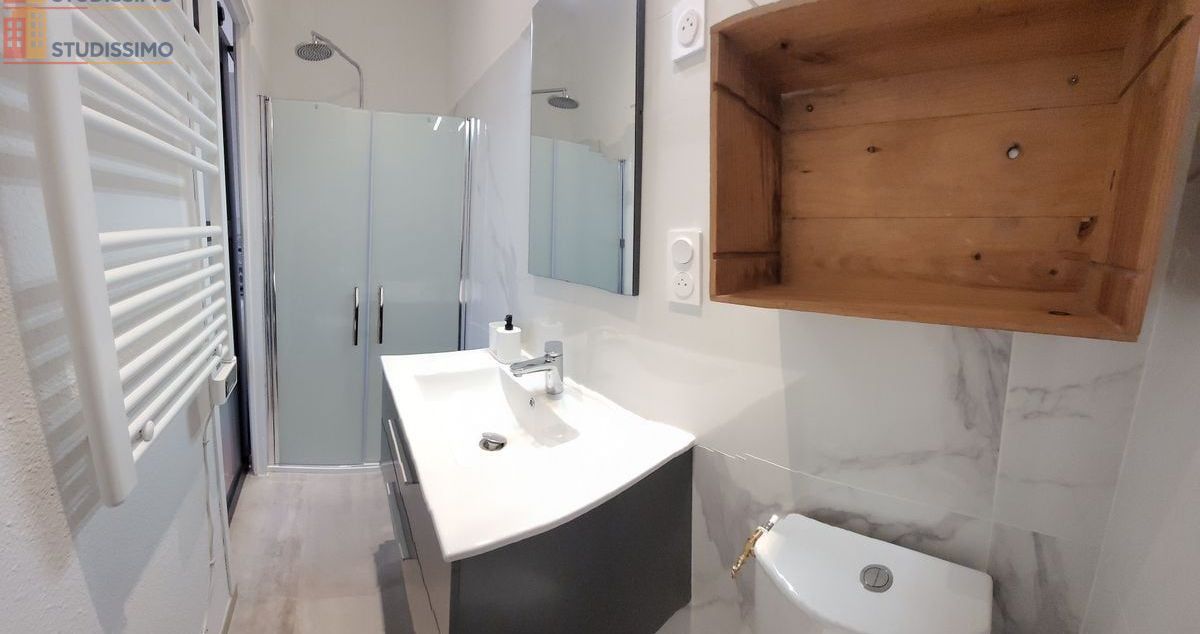 Studio meublé 18m² Nîmes 30900 - Proche administrations - Photo 1