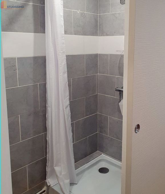 Studio meublé 23m² Nîmes centre - Meublé, lumineux - Photo 25