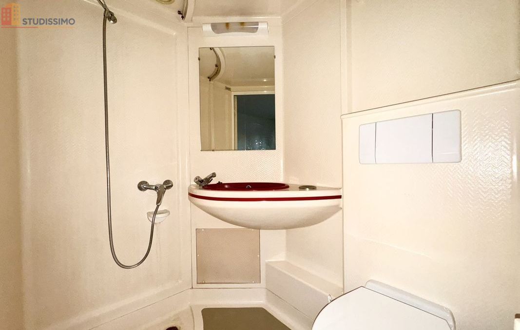 Studio meublé 16m² Nîmes 30900 - Meublé, DPE D - Photo 2