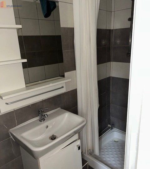 Studio meublé 14m² Nîmes centre - Meublé, quartier Richelieu - Photo 1