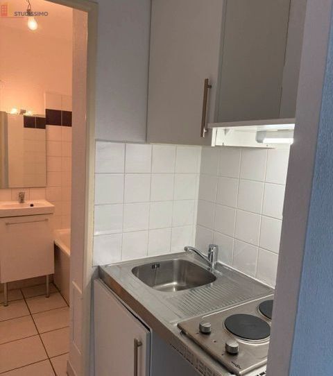 Studio 22m² Nîmes centre - Calme, 1er étage - Photo 1