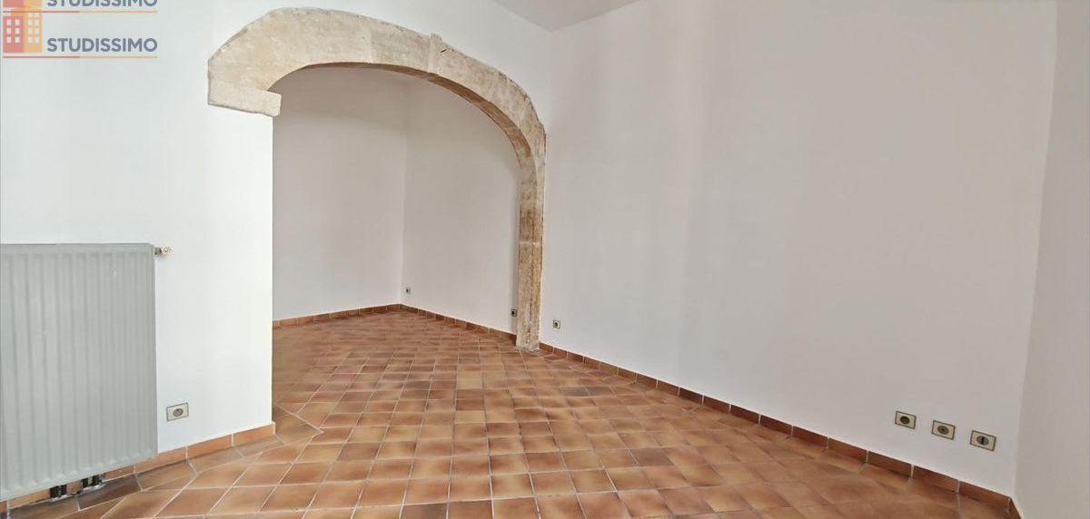 Studio 41m² Nîmes centre-ville - Photo 4