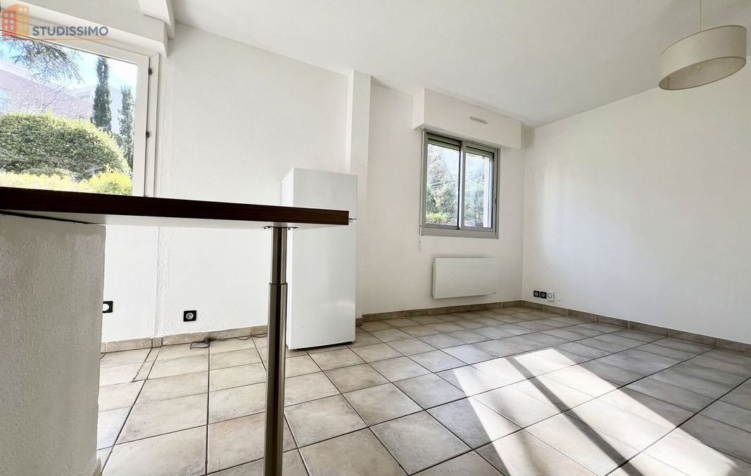 Studio 26m² Nîmes 30900 - Photo 3