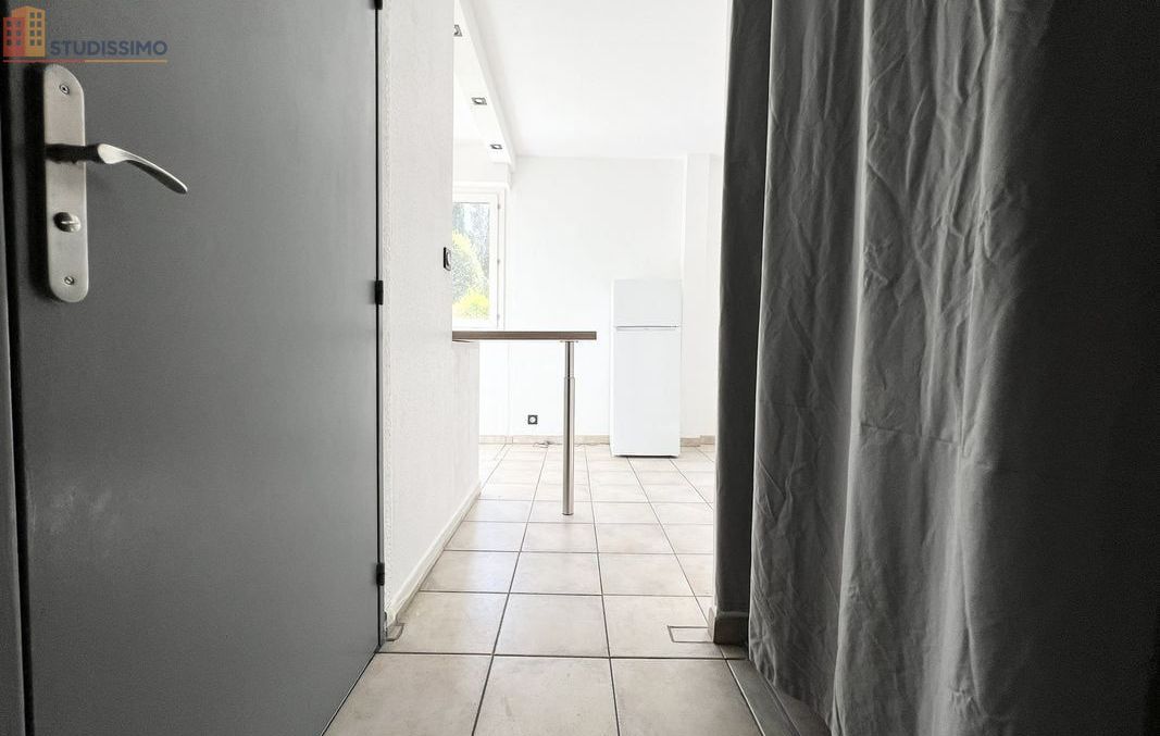 Studio 26m² Nîmes 30900 - Photo 2