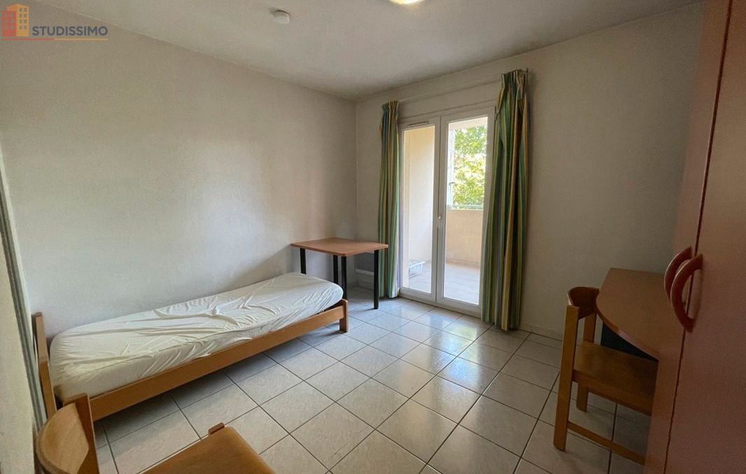 Studio 16m² Nîmes centre - lumineux - Photo 10