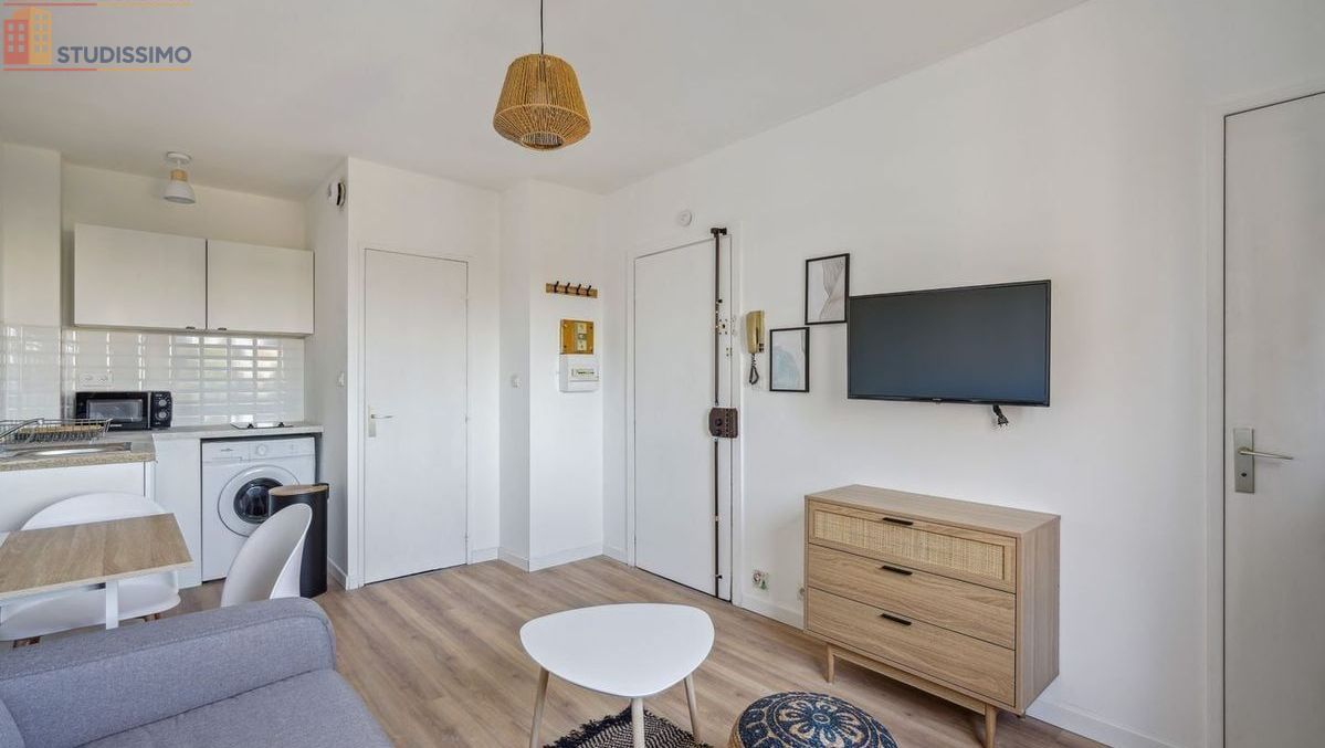 Studio meublé 17m² Nîmes 30900 - Lumineux, 4e étage - Photo 27