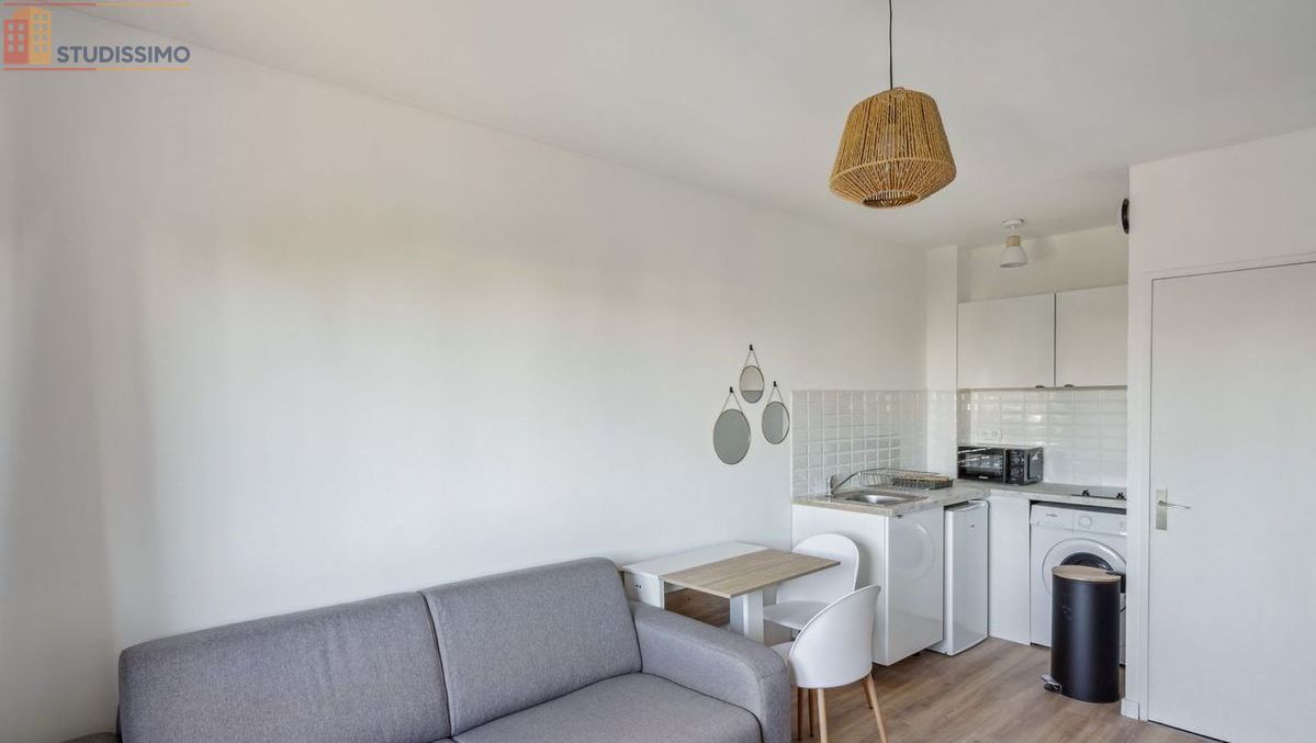 Studio meublé 17m² Nîmes 30900 - Lumineux, 4e étage - Photo 16