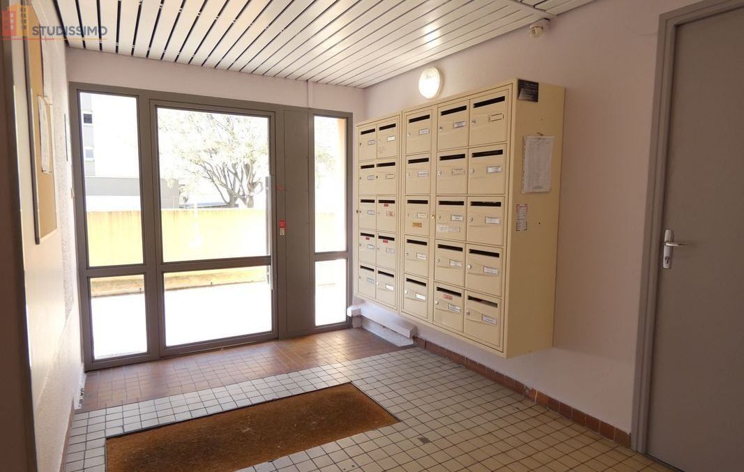 Studio meublé 24m² Alès 30100 - Meublé, 4e étage - Photo 4