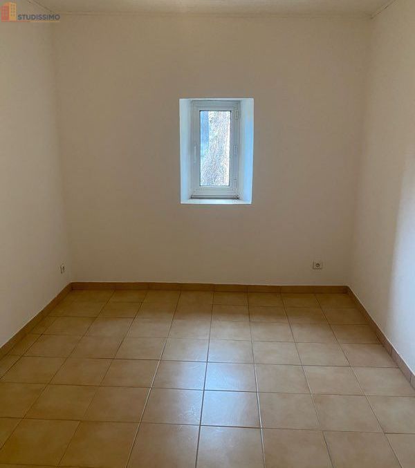 Studio 35m² Saint-Geniès-de-Malgoirès - 2e étage, lumineux - Photo 2