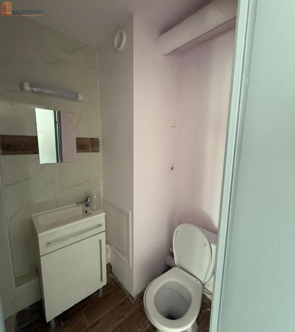 Studio 23m² Nîmes - 1 pièce - Photo 4