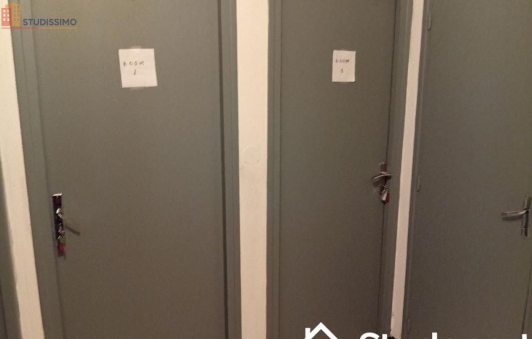 Studio 70m² Nîmes 30900 - Meublé, 5e étage - Photo 2