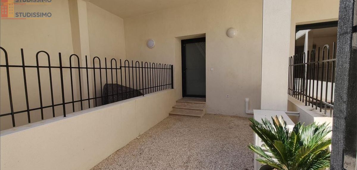 Studio 30m² Nîmes - lumineux - Photo 12