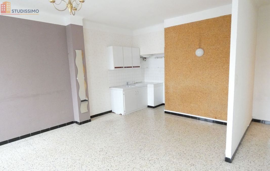Studio 28m² Alès 30100 - Étage élevé, DPE D - Photo 1