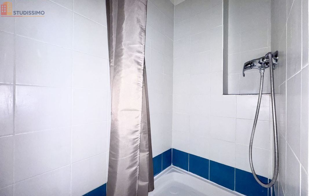 Studio meublé 20m² Nîmes 30900 - Meublé, 1 pièce - Photo 3