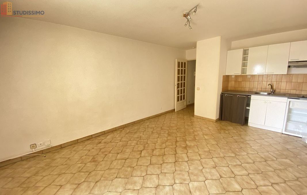 Studio 26m² Nîmes 30900 - DPE C, 1er étage - Photo 3