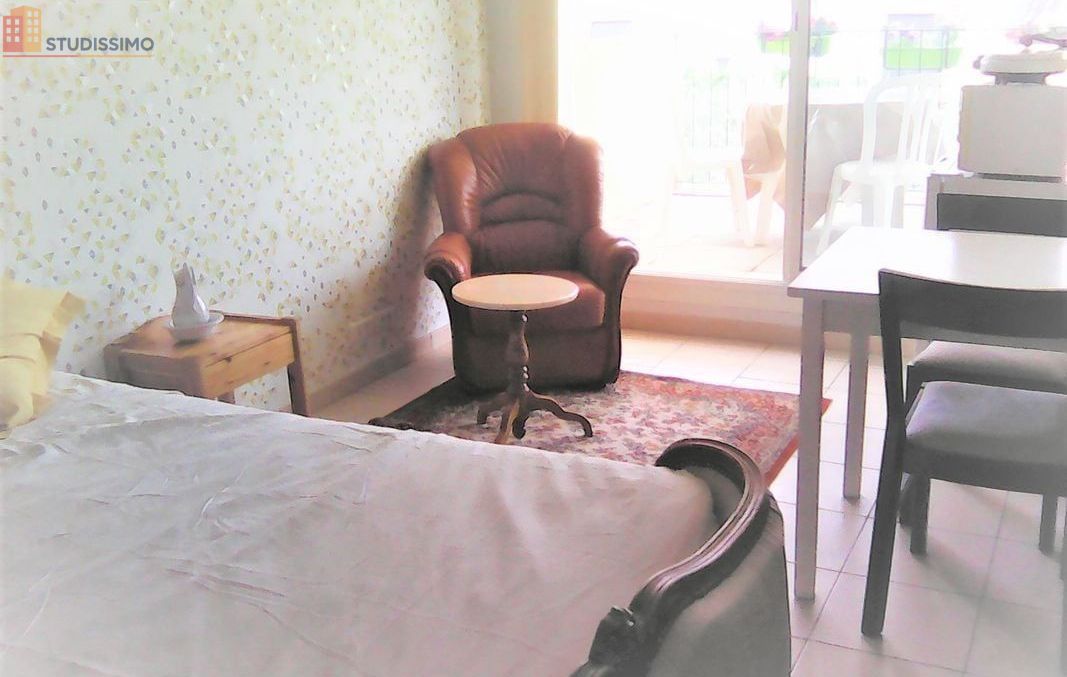 Studio 18m² Nîmes 30900 - Meublé, DPE C - Photo 1