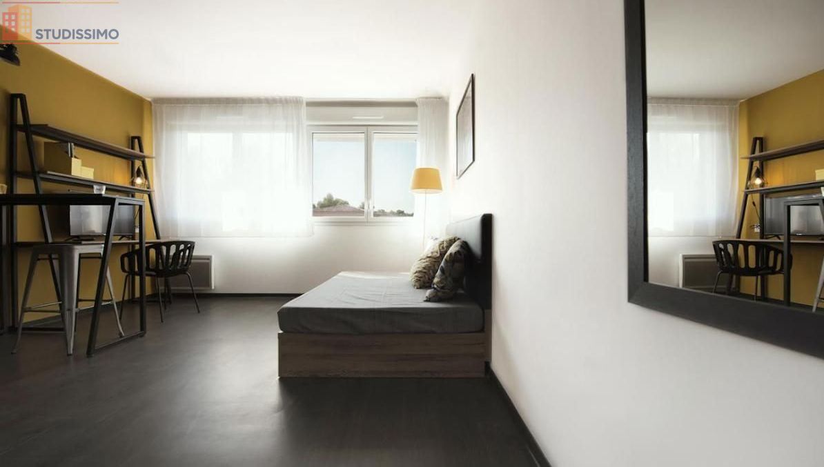 Studio meublé 19m² Nîmes 30900 - Meublé, lumineux - Photo 1