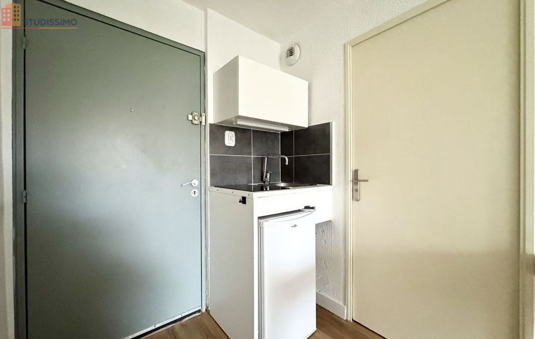 Studio 19m² Nîmes 30900 - Lumineux, DPE C - Photo 4