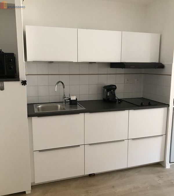 Studio meublé 26m² Nîmes centre-ville - Calme, lumineux - Photo 4