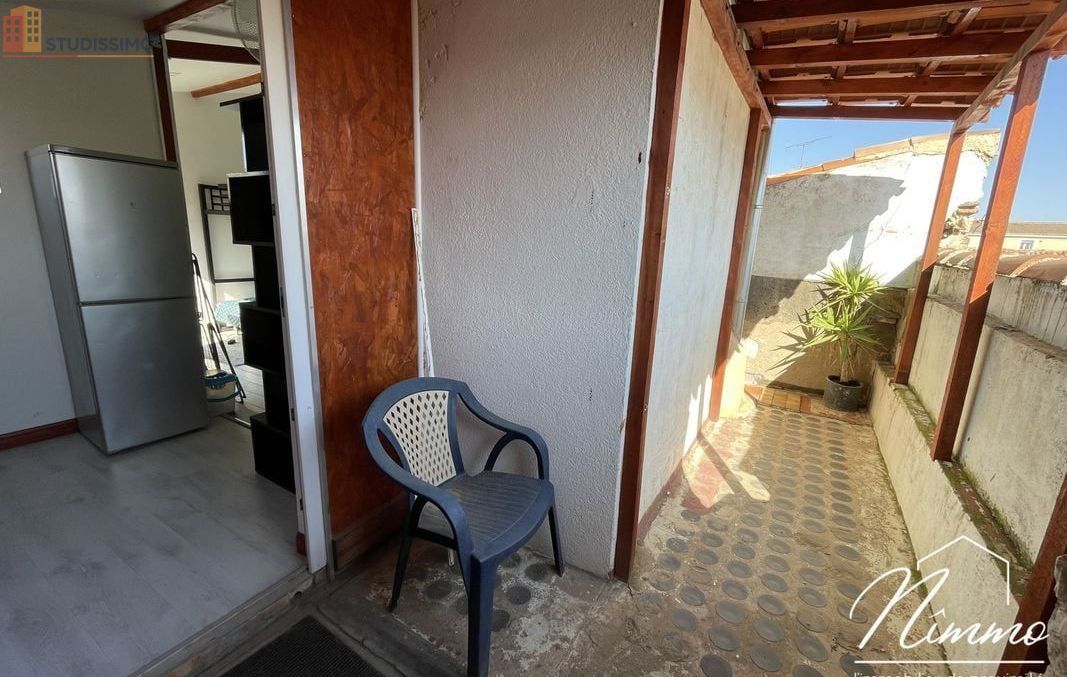 Studio meublé 22m² Nîmes centre - Meublé, 2e étage - Photo 1