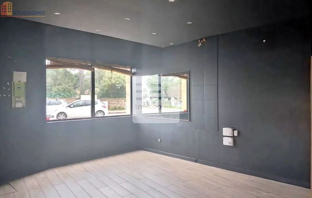 Studio 43m² Bagnols-sur-Cèze - - Photo 2