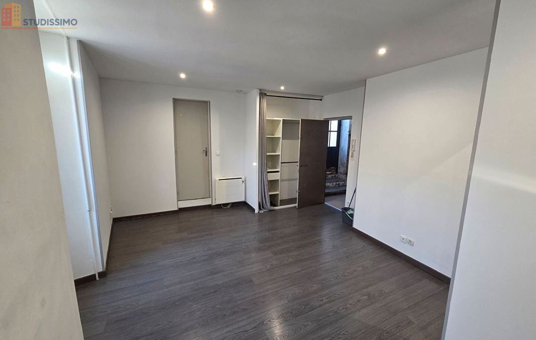Studio 24m² Nîmes centre - Calme, lumineux - Photo 9