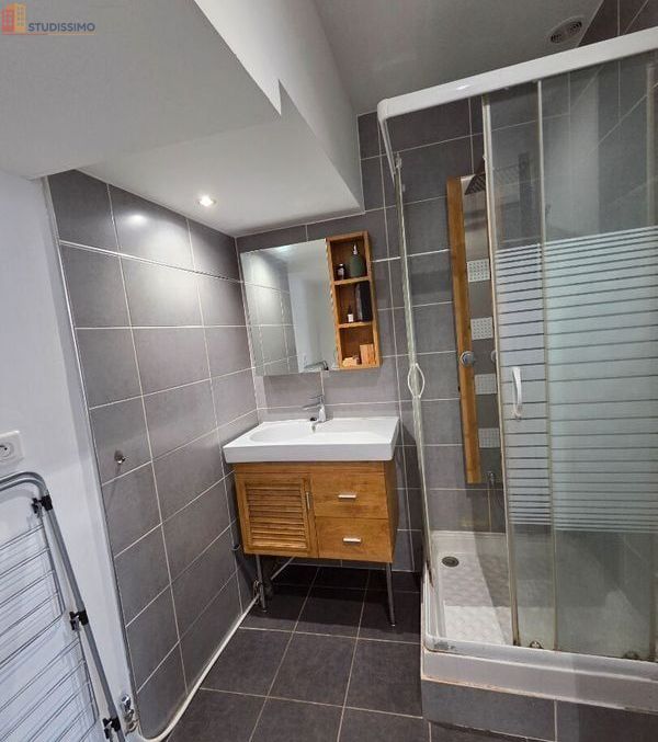 Studio 24m² Nîmes centre - Calme, lumineux - Photo 8