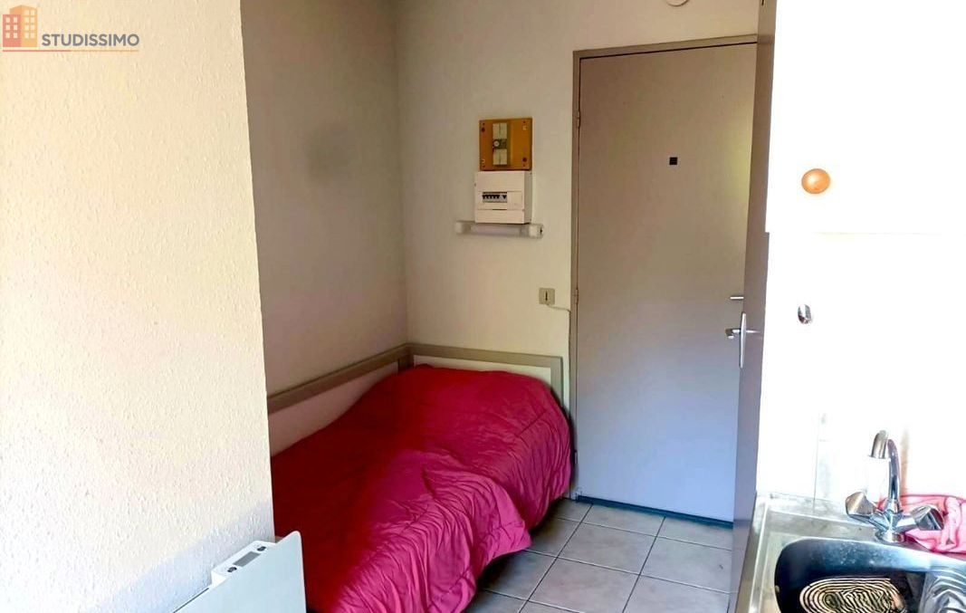 Studio meublé 13m² Nîmes 30900 - Meublé, calme - Photo 5
