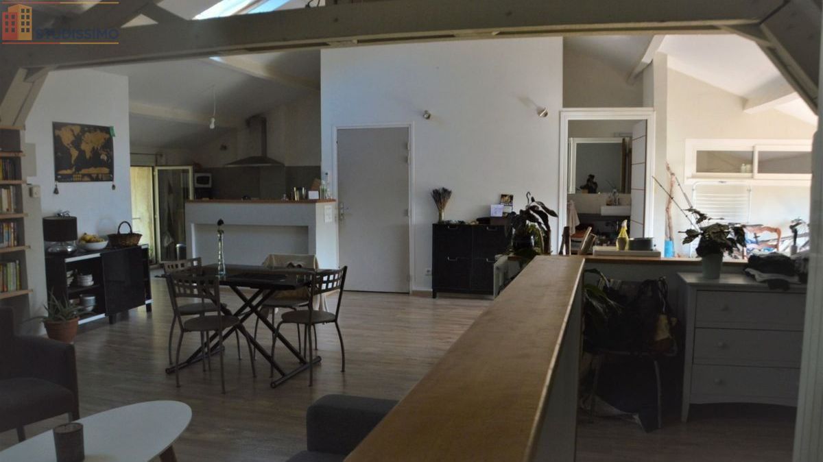Studio 105m² Montfrin 30490 - Non meublé, 2e étage - Photo 4