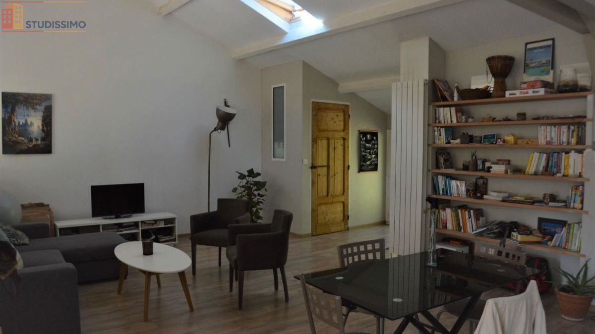 Studio 105m² Montfrin 30490 - Non meublé, 2e étage - Photo 2