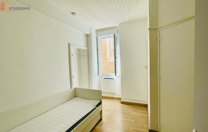 Studio meublé 11m² Nîmes centre - Idéal étudiant - Photo 8