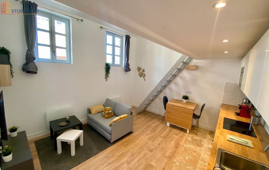 Studio meublé 31m² Nîmes centre - Dernier étage, calme - Photo 23