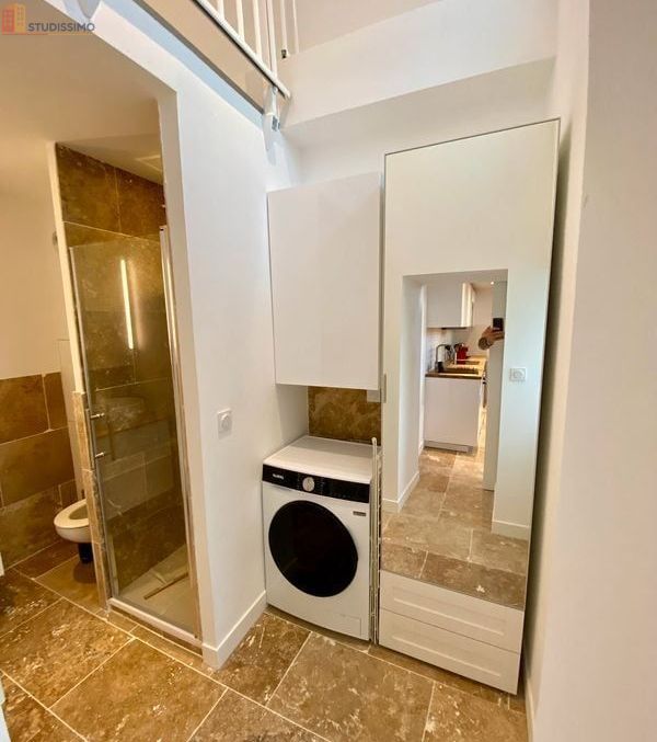 Studio meublé 31m² Nîmes centre - Dernier étage, calme - Photo 9