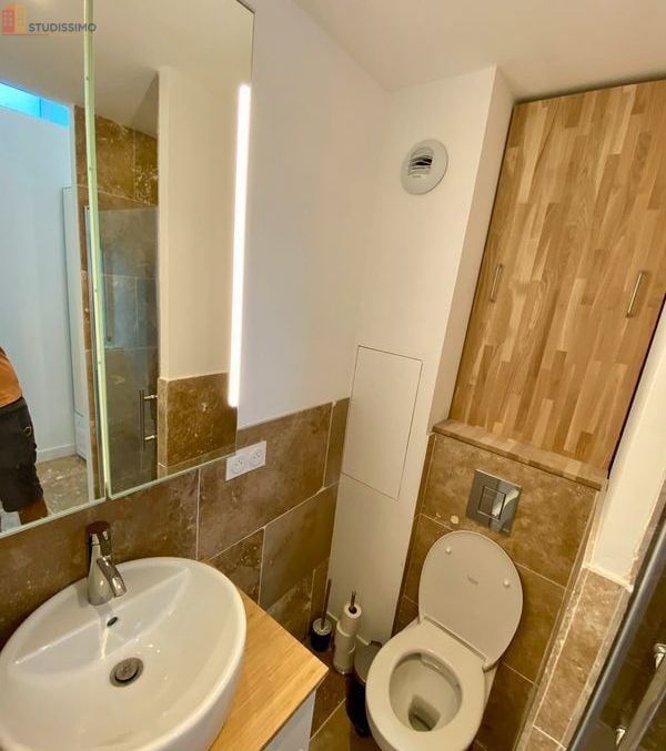 Studio meublé 31m² Nîmes centre - Dernier étage, calme - Photo 4