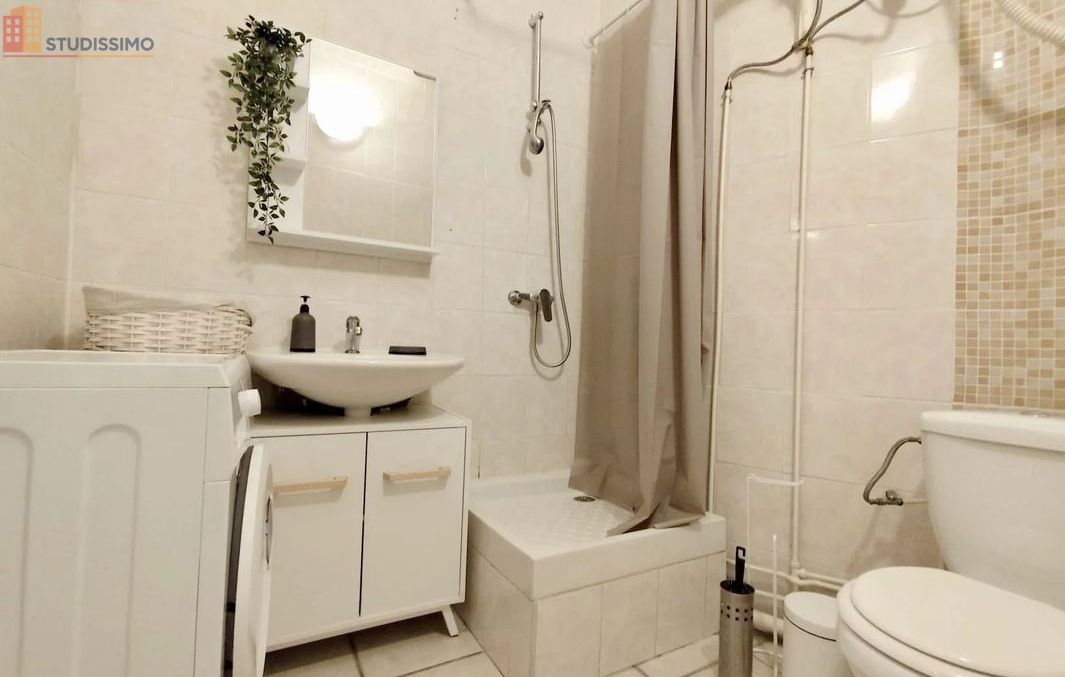 Studio meublé 33m² Nîmes centre - Coupole, lumineux - Photo 1