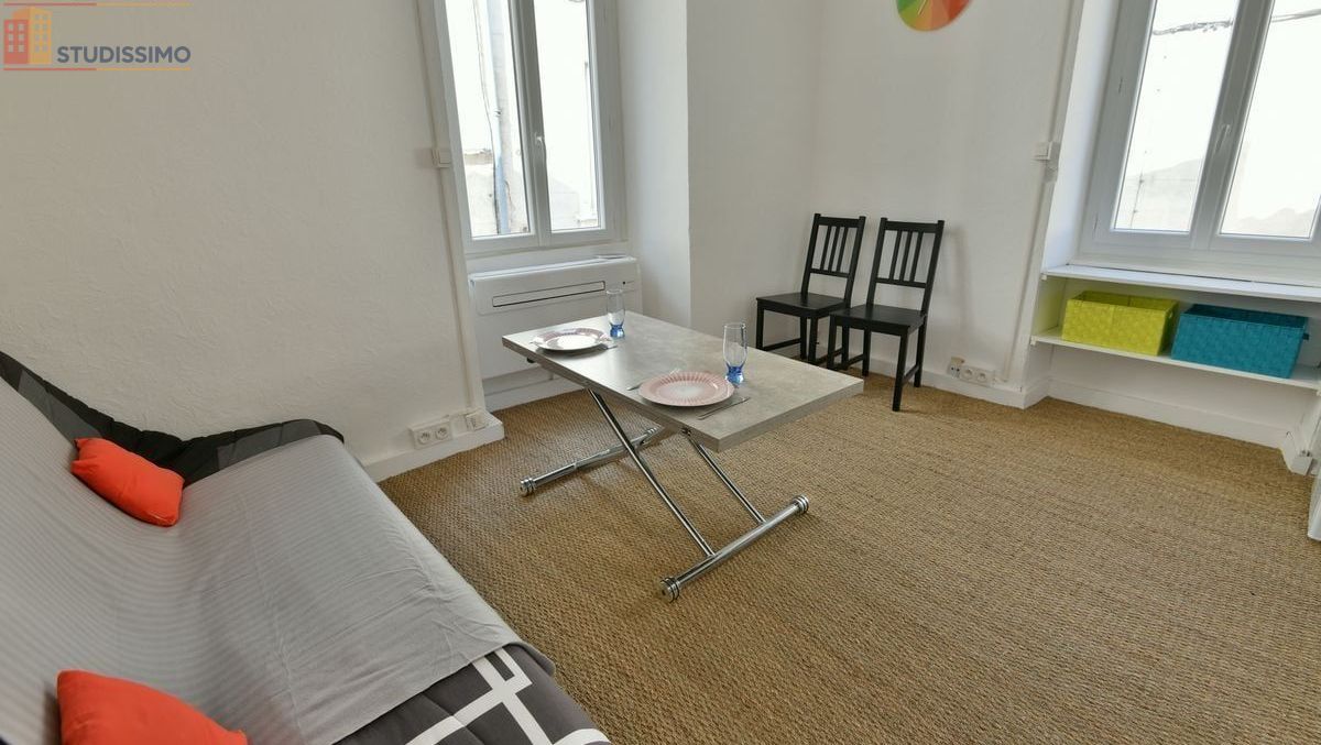 Studio à Bagnols-sur-Cèze
