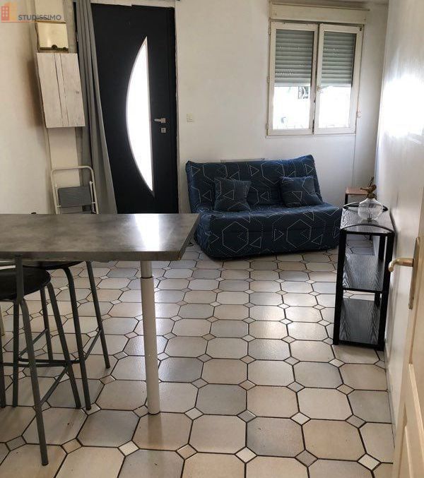 Studio meublé 20m² Nîmes 30000 - Meublé, DPE D - Photo 3