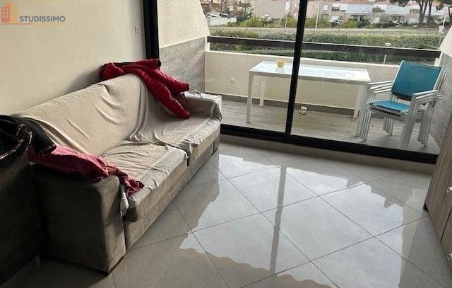 Studio 30m² Le Grau-du-Roi - Meublé, 2e étage - Photo 2