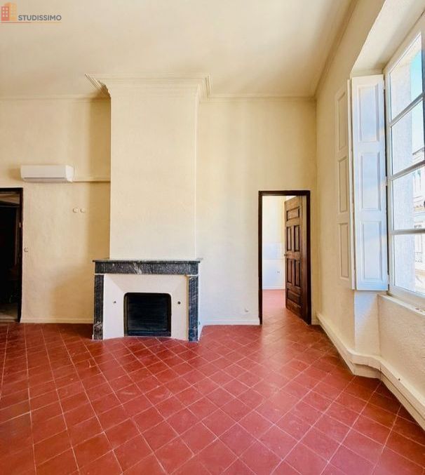 Studio 34m² Nîmes centre-ville - Lumineux, 2e étage - Photo 2