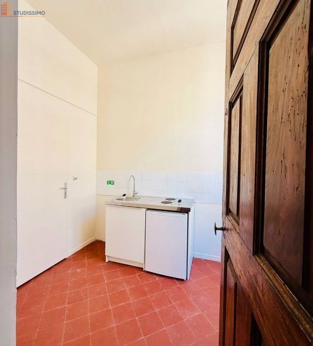 Studio 34m² Nîmes centre-ville - Lumineux, 2e étage - Photo 1